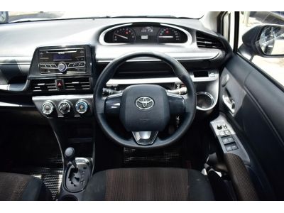 2018 Toyota Sienta 1.5 G Wagon AT รูปที่ 8
